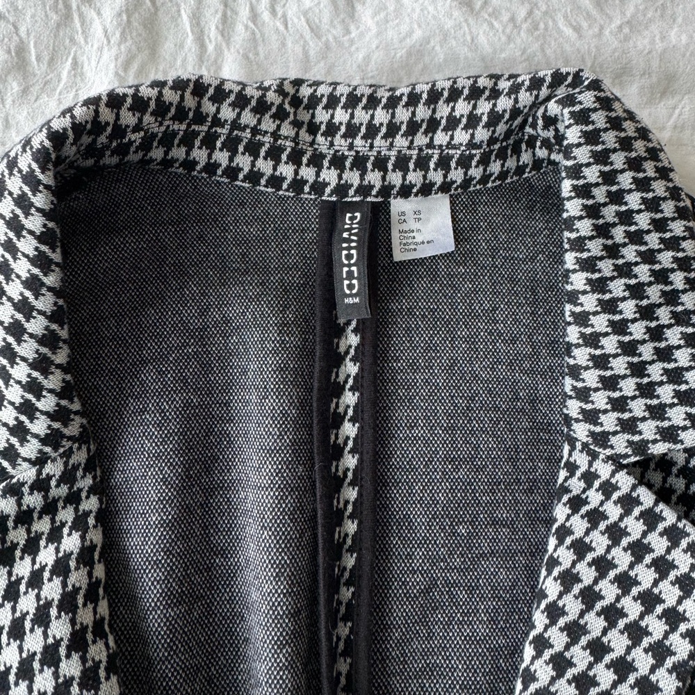 H&M Monochrome Houndstooth Blazer - Picture 4 of 4